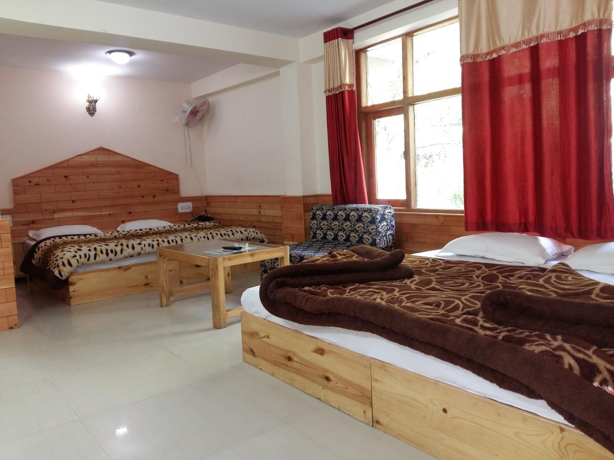 Himalayan Riverside Resort, Manali Buitenkant foto