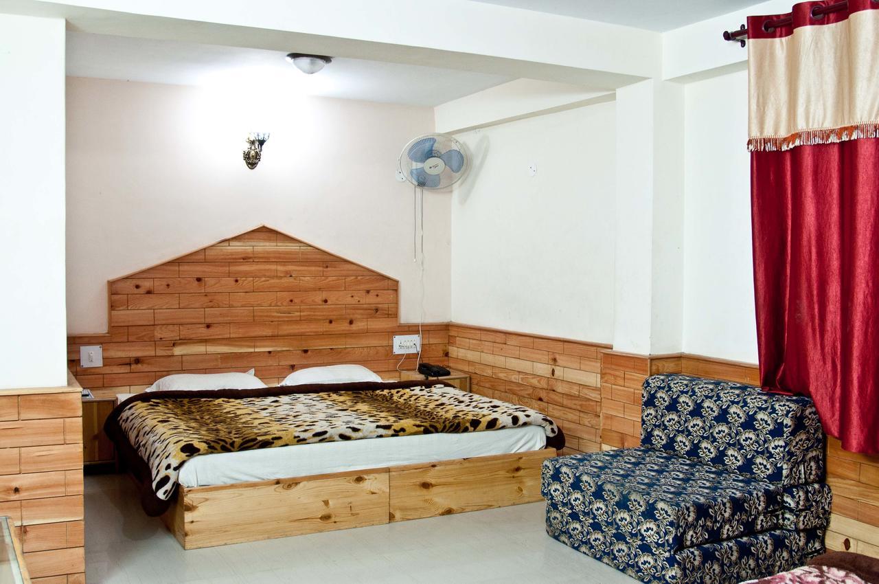 Himalayan Riverside Resort, Manali Buitenkant foto