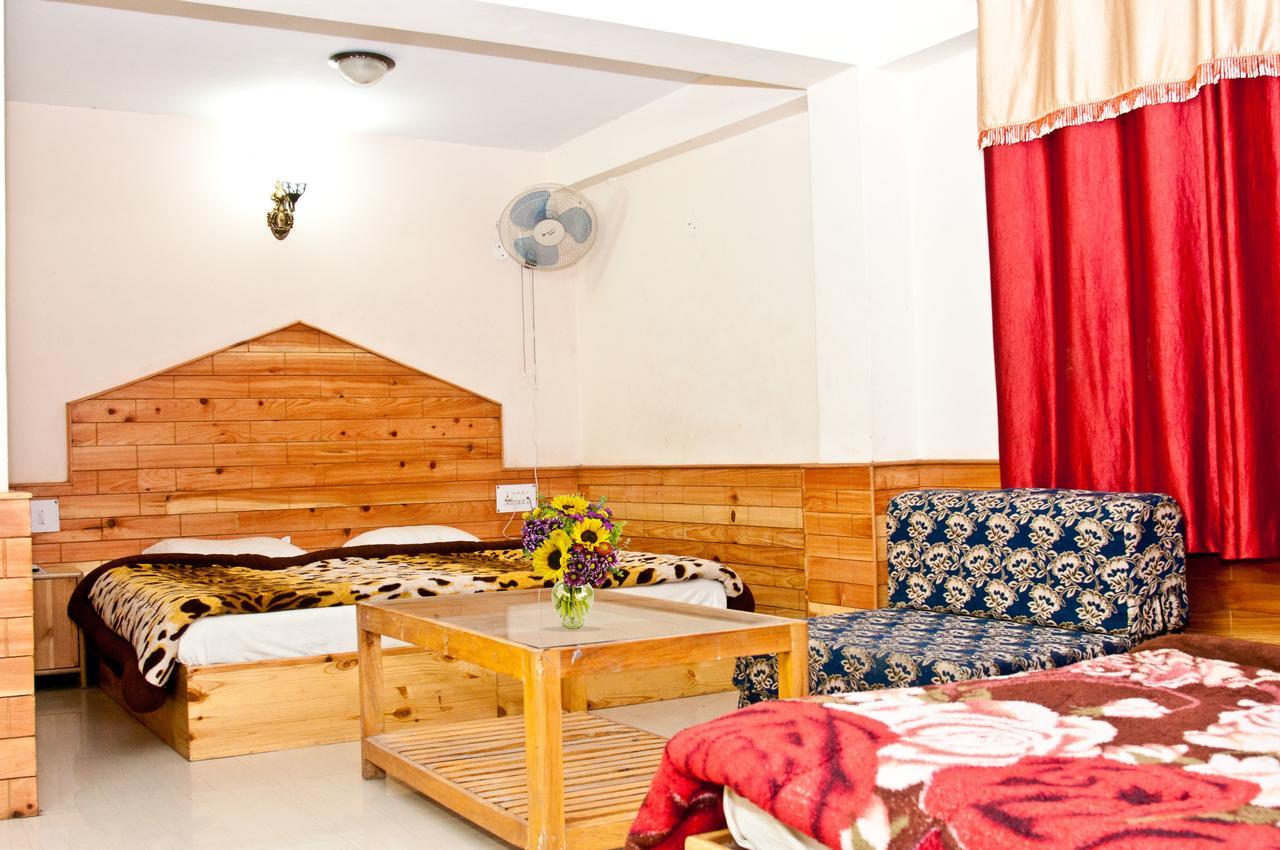 Himalayan Riverside Resort, Manali Buitenkant foto