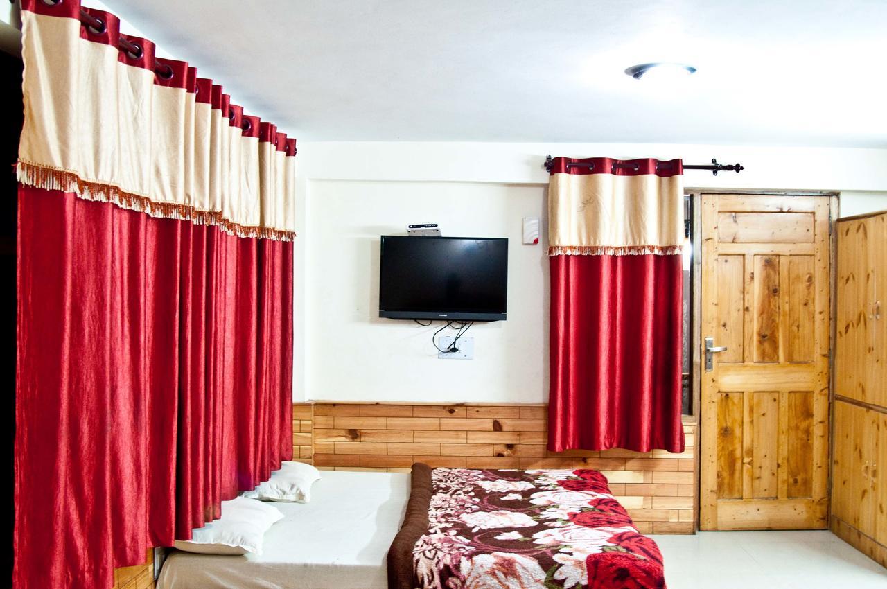 Himalayan Riverside Resort, Manali Buitenkant foto