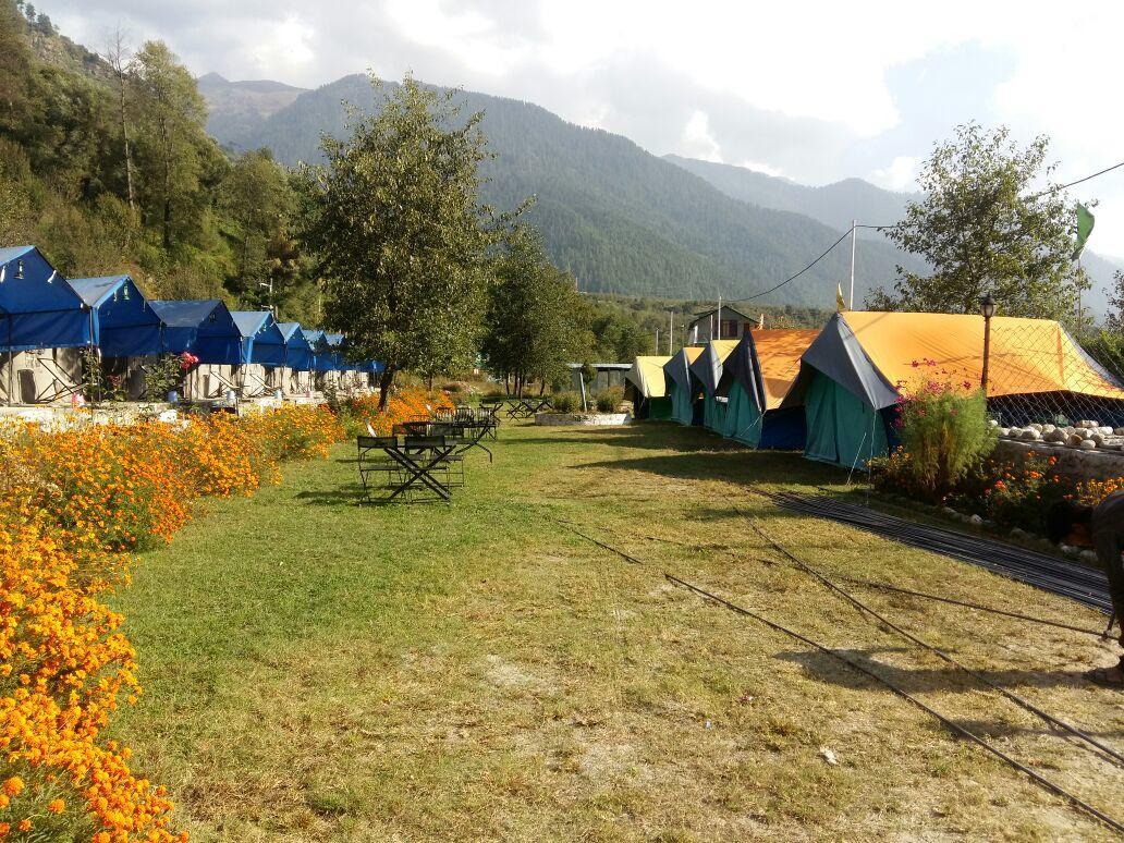 Himalayan Riverside Resort, Manali Buitenkant foto